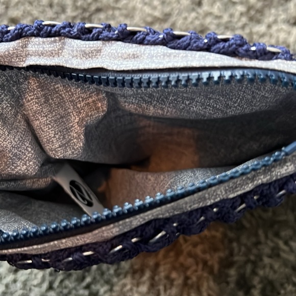 Very unique hand made crossbody bag - Picture 5 of 6